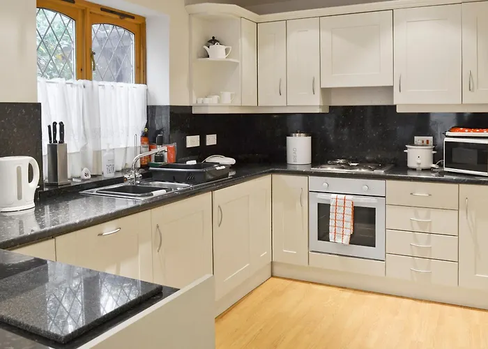 Willow Cottage - E4778